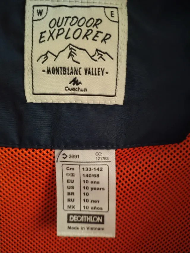 Cortavientos niño azul y marino