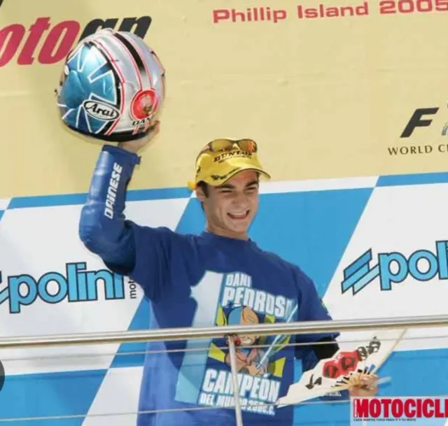 Camiseta Dani Pedrosa Campeón 250cc año 2005
