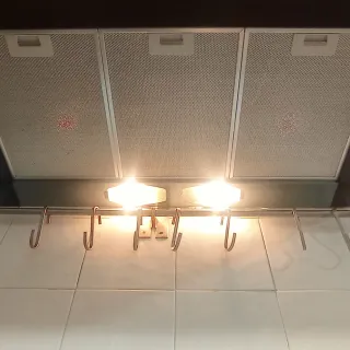 Campana extractora Thermex negra