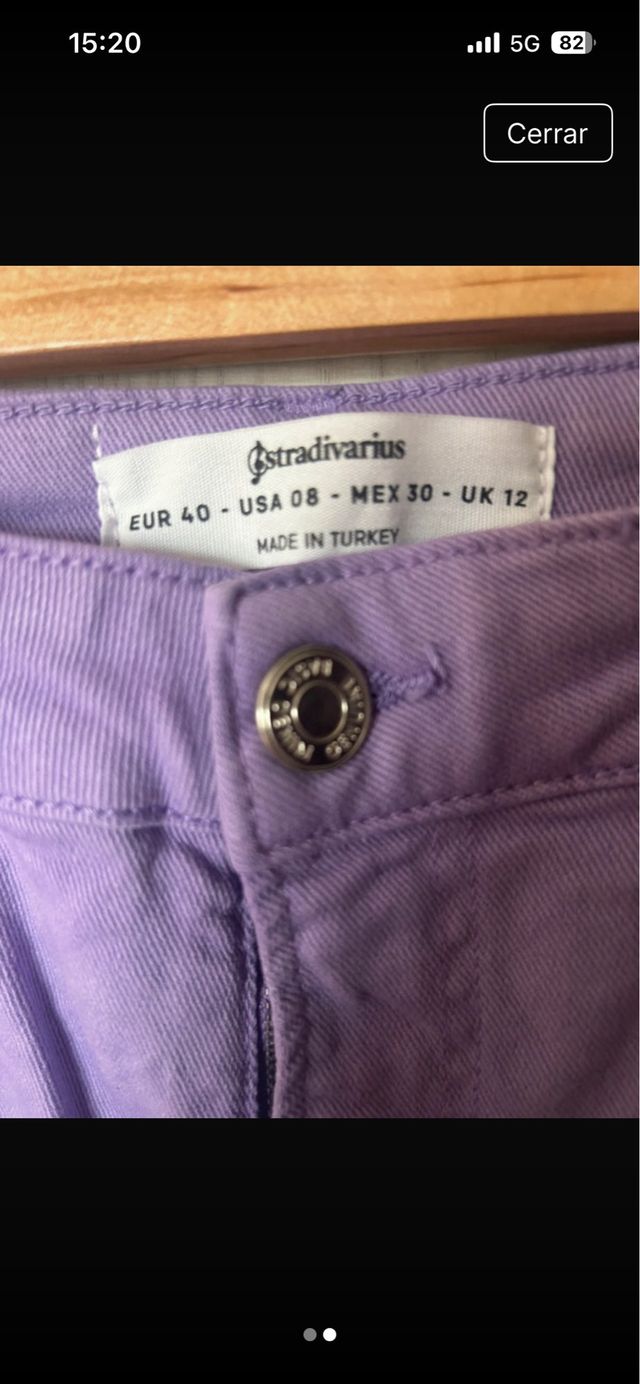 Pantalón lila Stradivarius