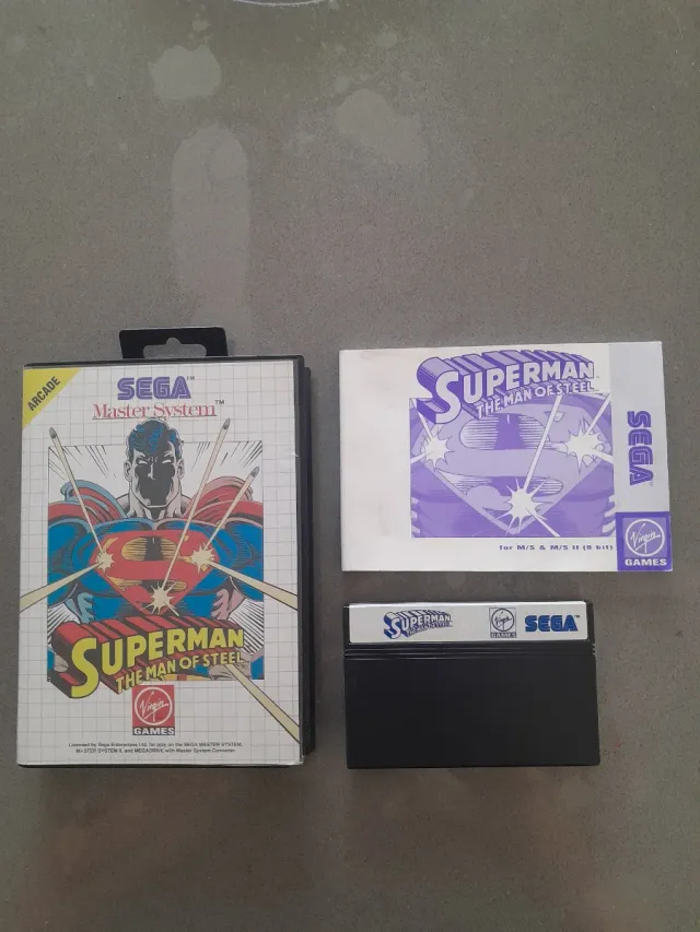 Bimbo miniatura 100 euros. Superman Completo.