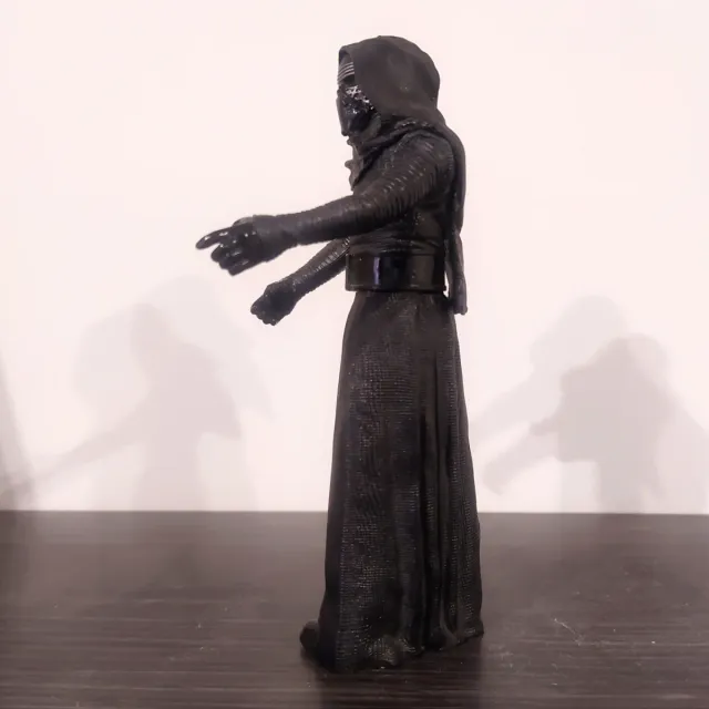 Figura Star Wars Kylo Ren Articulada. HASBRO