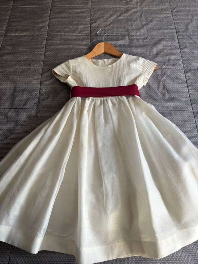 Vestido fiesta niña blanco con fajín rojo