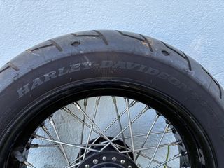 Rueda Delantera Harley Sportster. Estilo Bobber.