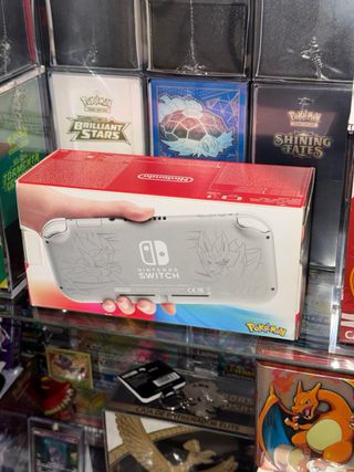 Nintendo Switch Lite Pokémon Spada e Scudo