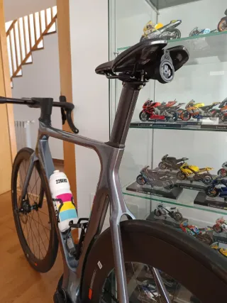 Soporte sillin Giant para luz Garmin Varia