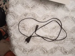 PS4 Slim Blanca + Call of Duty Cold War