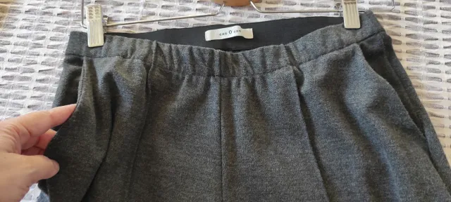 Pantalón invierno Eseoese mujer gris