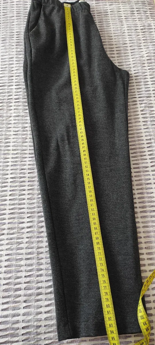 Pantalón invierno Eseoese mujer gris