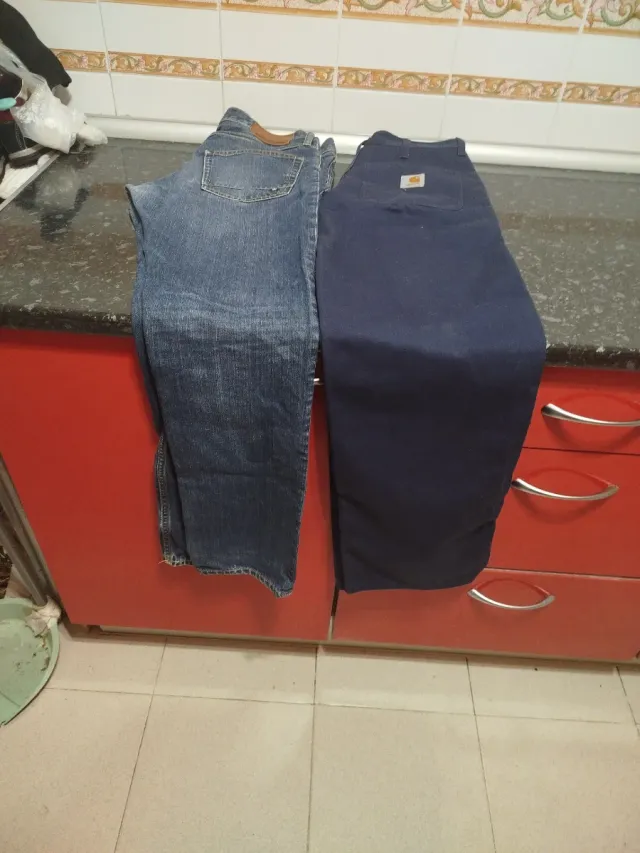 Lote 2 Pantalonesde hombre nuevos sin estrenar
