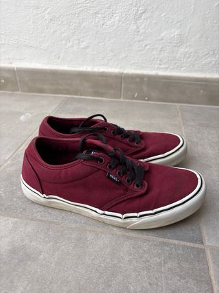 Tenis Vans Rojos Talla 40.5 Usados