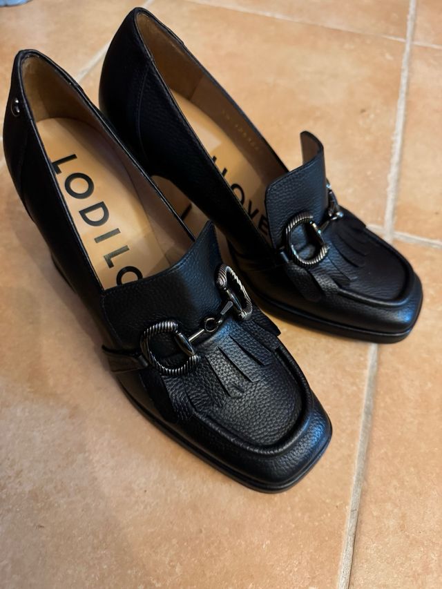 Zapatos Lodi Talla 37 Negros