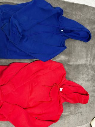Lote 2 Sudaderas Zara Talla S Azul y Roja
