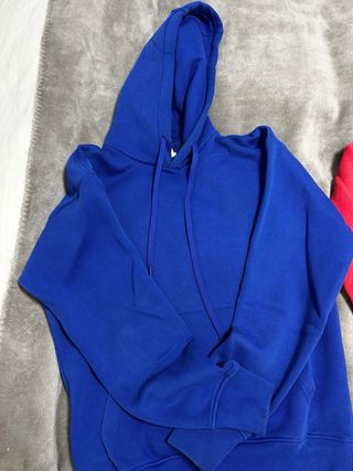 Lote 2 Sudaderas Zara Talla S Azul y Roja