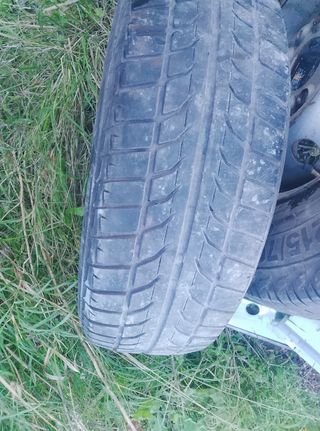 Neumático 195/65 R15