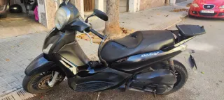 Piaggio Beverly police