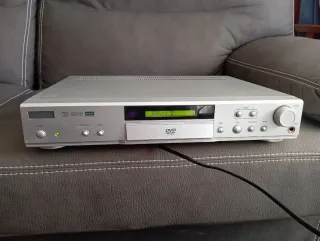 YUKAI Home Cinema DVD Player            V 660 R