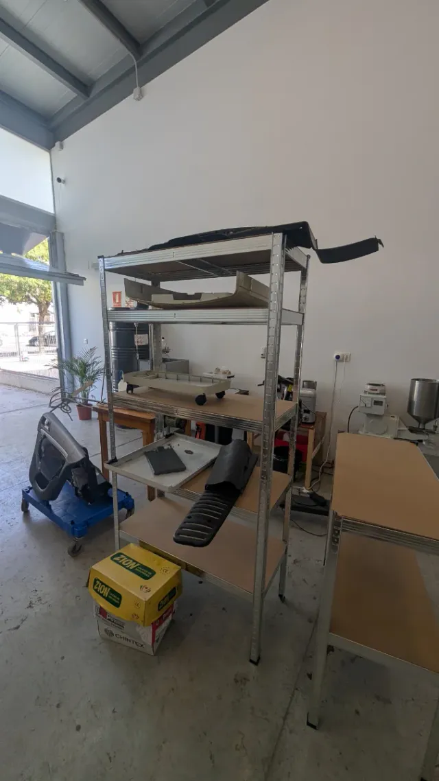 Estantería metálica multiusos