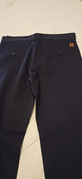 Pantalón chino azul marino oscuro de hombre