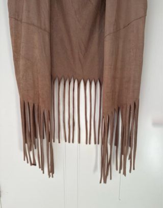 Chaleco de terciopelo con flecos