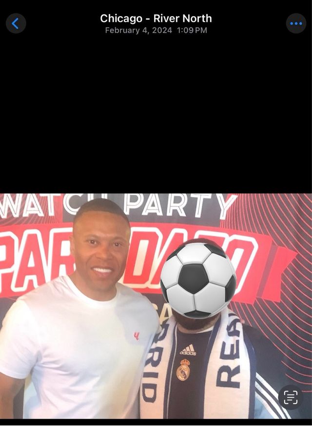 Bufanda Real Madrid firmada por Julio Baptista