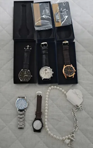 5 Orologi: 2 Cronografi, 3 Solo Tempo