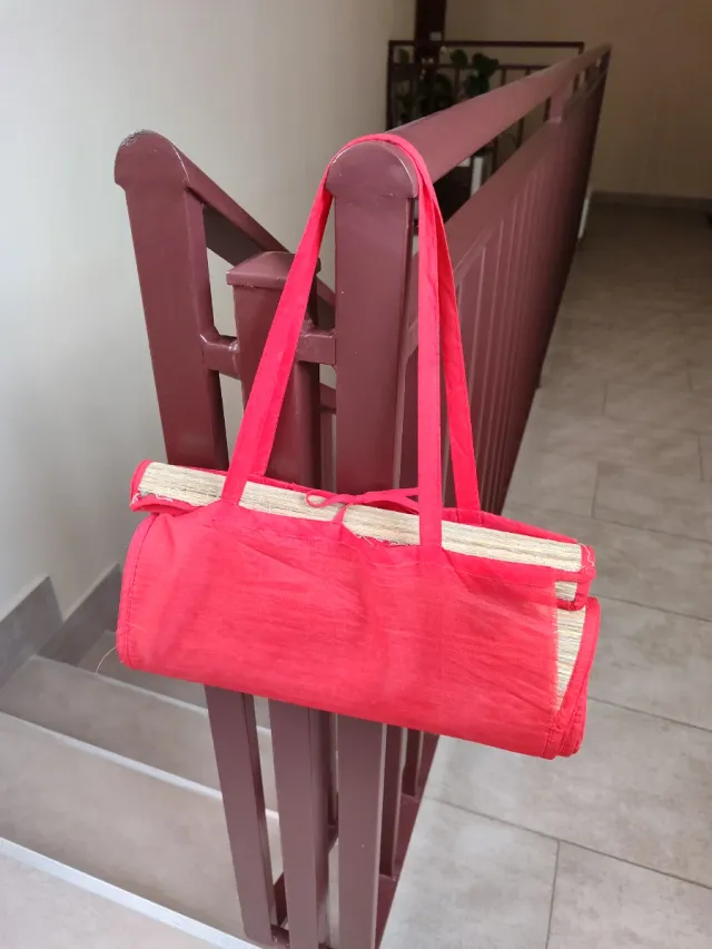 Esterilla de playa plegable convertible en bolso