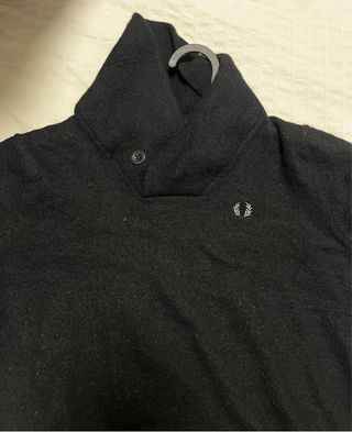 Jersey Fred Perry cuello alto negro