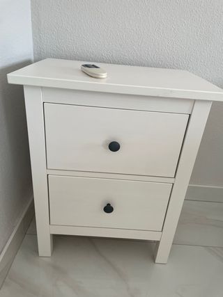 2 Mesitas de Noche Ikea Hemnes Blancas