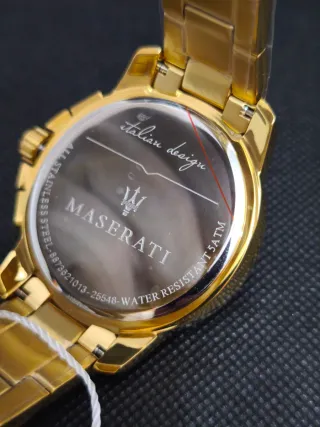 Reloj Maserati Successo R8873621013 Dorado y Negro
