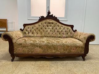 Sofá antiguo estilo Victoriano o Luis XV