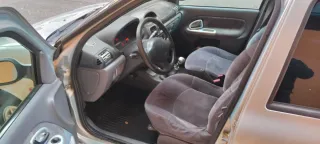 Renault Clio 1.4 16v 90cv.no interedados no molest