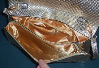 BOLSO / CARTERA / CLUTCH sin usar - ¡NUEVO!