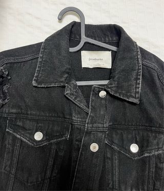Chaqueta vaquera negra Stradivarius Talla S