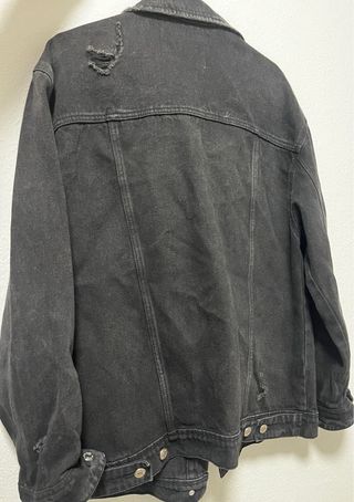 Chaqueta vaquera negra Stradivarius Talla S