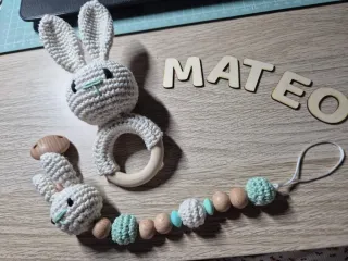 Cesta regalo bebé personalizada
