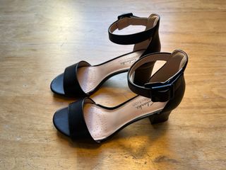 Zapatos de tacón Clarks negros