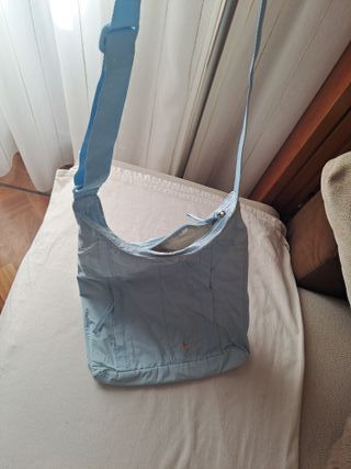 Bandolera Nike Azul y Plateada