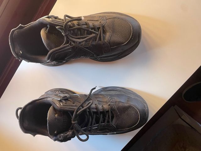 Zapatillas Guess Negras