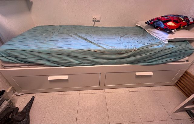 Cama Brimnes individual Ikea convertible a doble