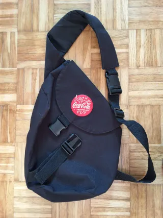 Zaino monospalla Coca-Cola nero