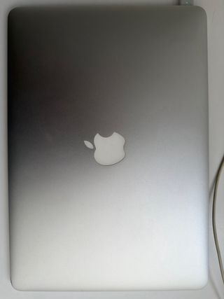 MacBook Air i5 8gb ram A1466