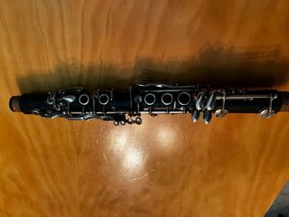 Requinto/Clarinete Buffet E11 en Mi b Con estuche