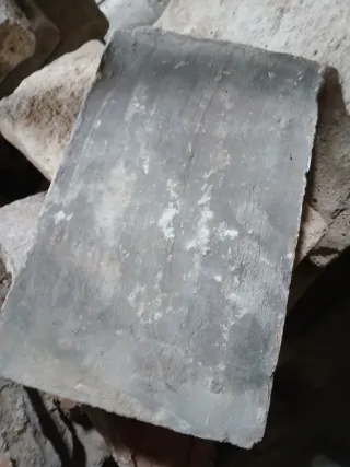 Ladrillo antiguo de construcción