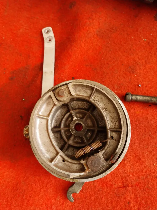 Llanta Bultaco Sherpa delantera