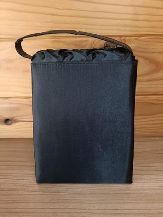 Bolso Negro de Mano de Fiesta.