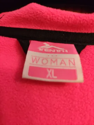 Cortavientos Tenth Mujer Negro y Fucsia