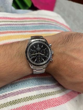 Omega Speedmaster Racing