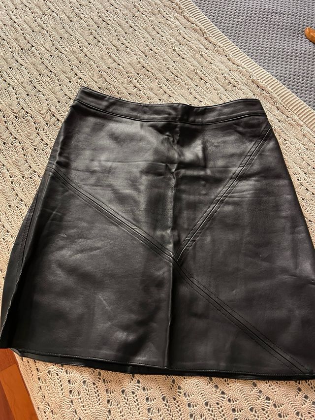 Falda Zara Piel Efecto Cintura Alta S