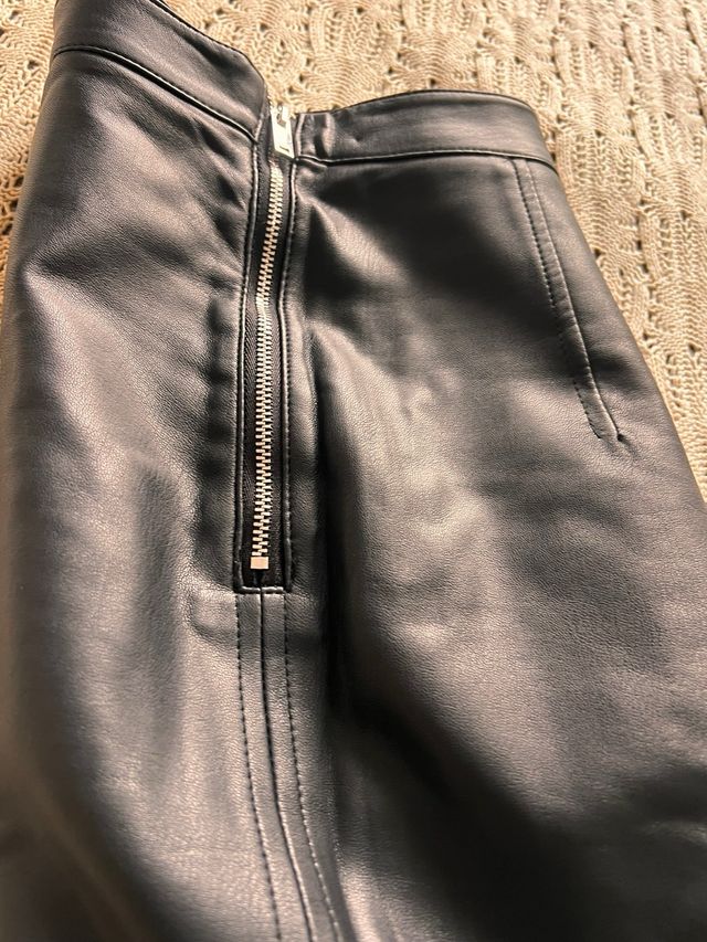 Falda Zara Piel Efecto Cintura Alta S
